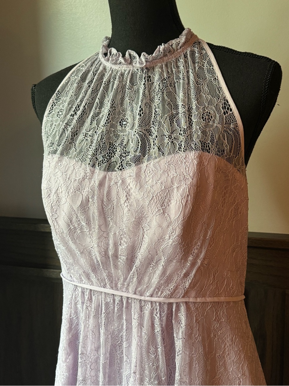 David's Bridal Lilac Lace Halter Gown 12 EUC - Picture 2 of 10